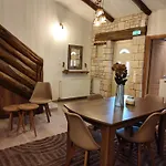 λαγουδόσπιτο Holiday home Pavliani