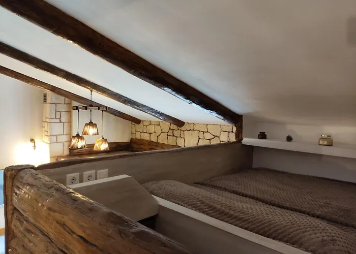 λαγουδόσπιτο Holiday home *